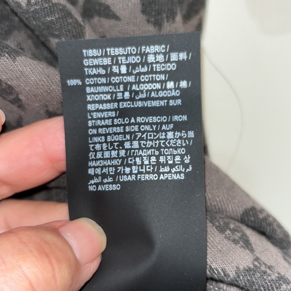 Saint Laurent Animal Print T Shirt NWOT - Picture 5 of 5